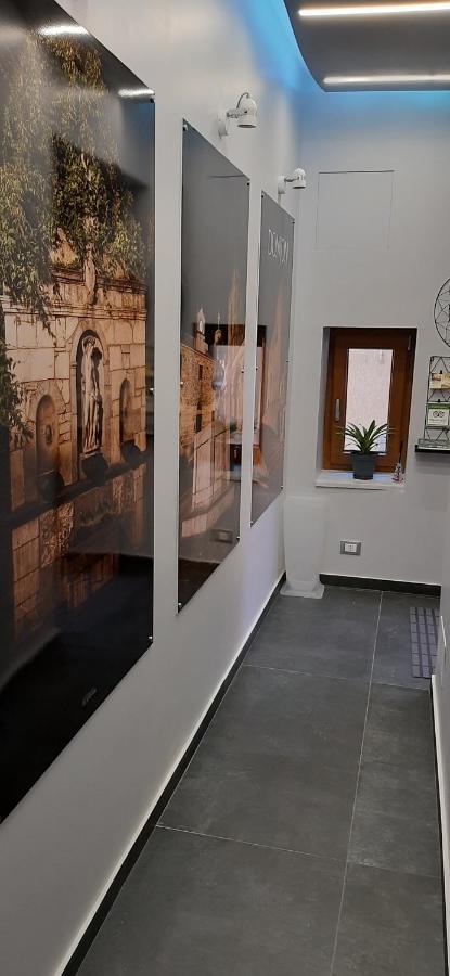 Donjon Suite Centro Storico Castelbuono  Buitenkant foto